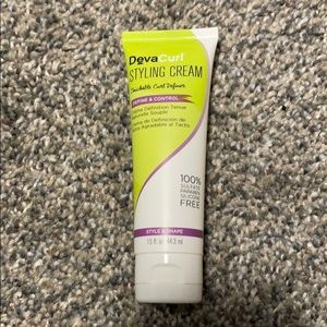 DevaCurl Styling Cream Touchable Curl Definer